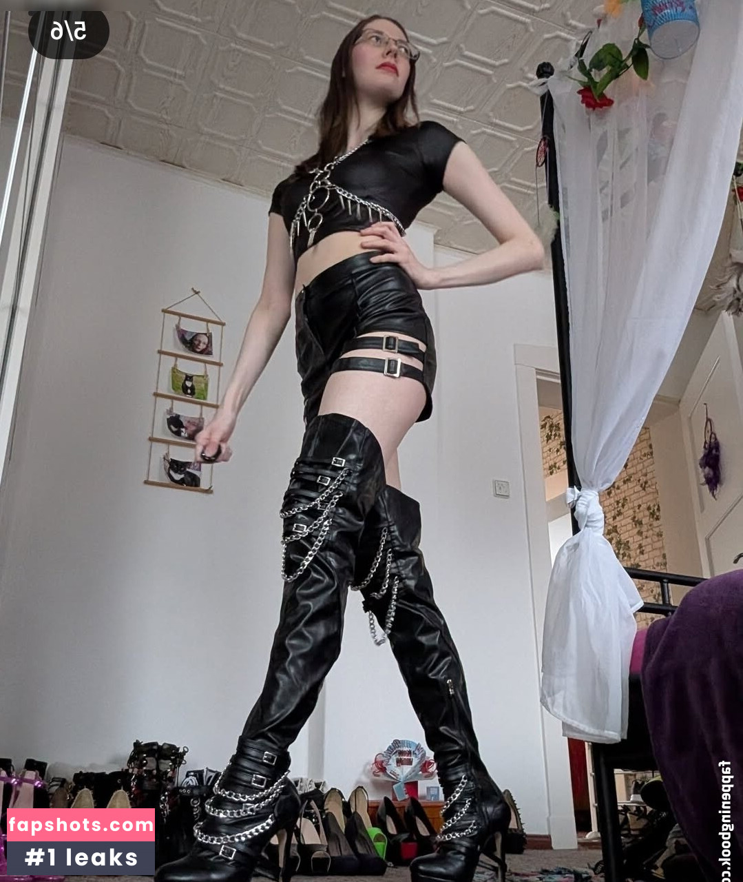 mrs-crazy gallery photo #8