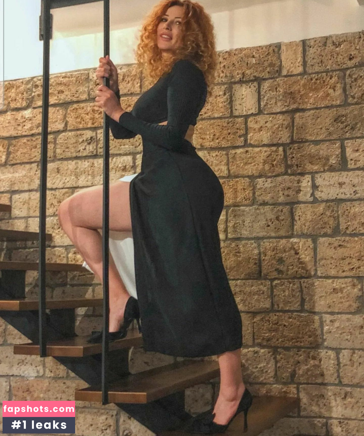 Mrs. G Comics gallery photo #5