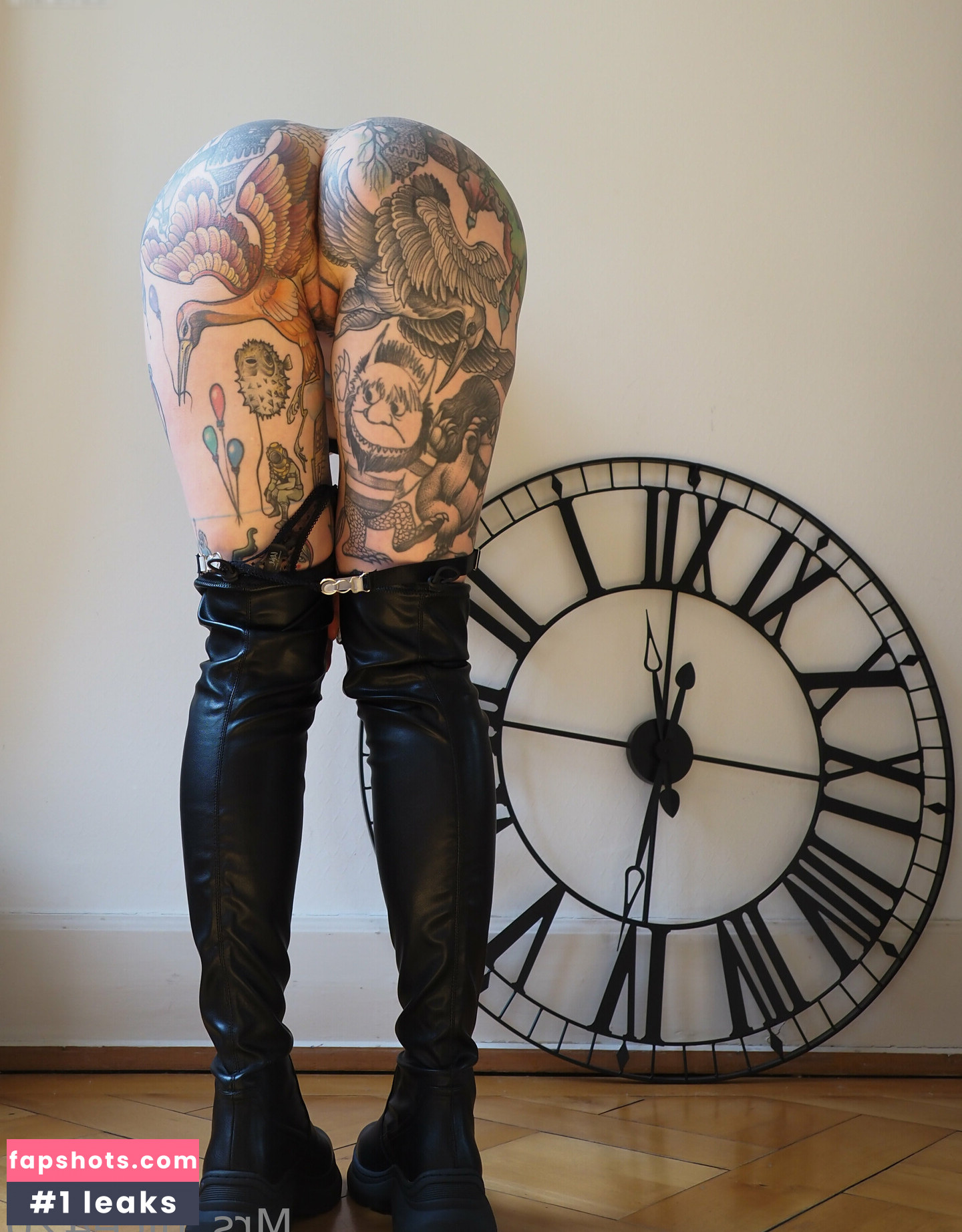 Mrs Nice gallery photo #15