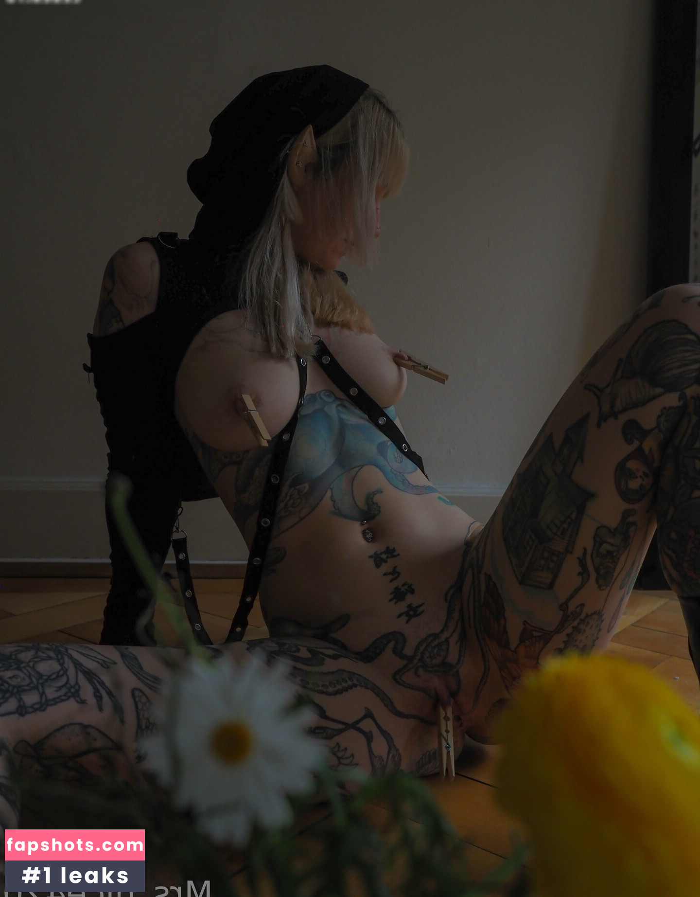 Mrs Nice gallery photo #21