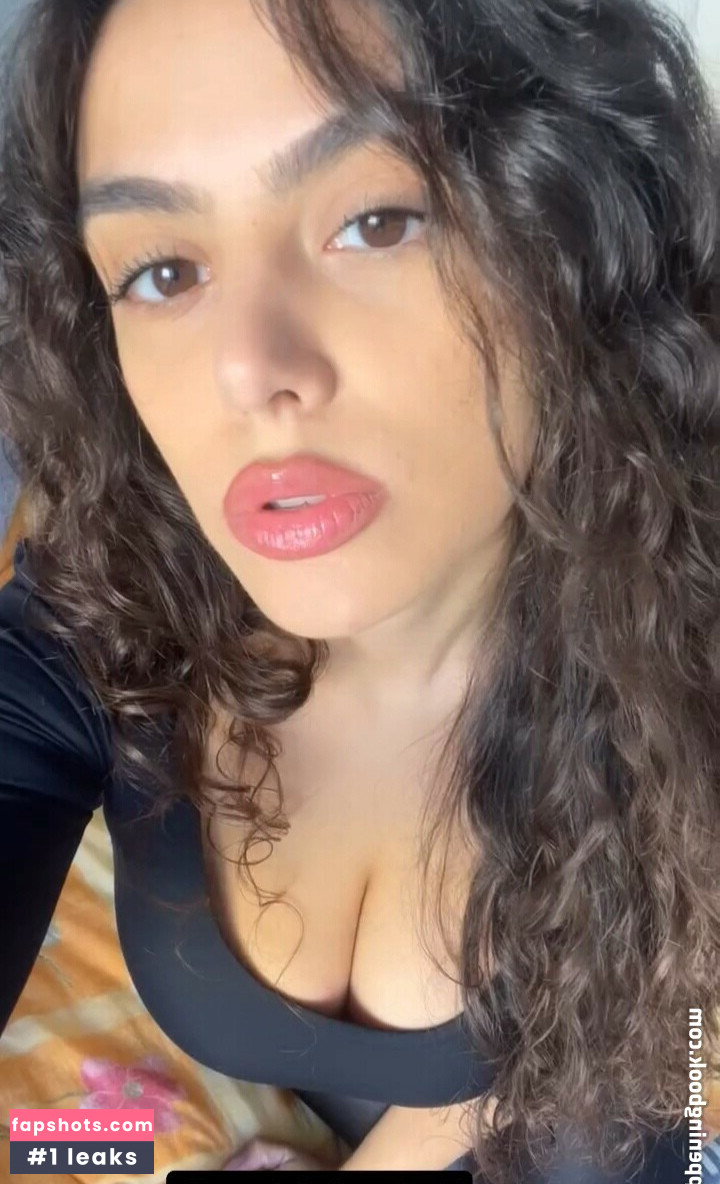 Mrs. Prim gallery photo #3