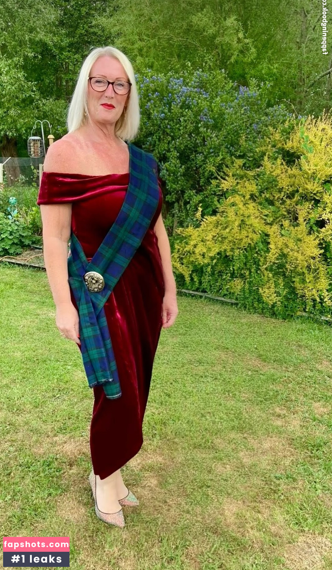 Mrs S Stockings gallery photo #16