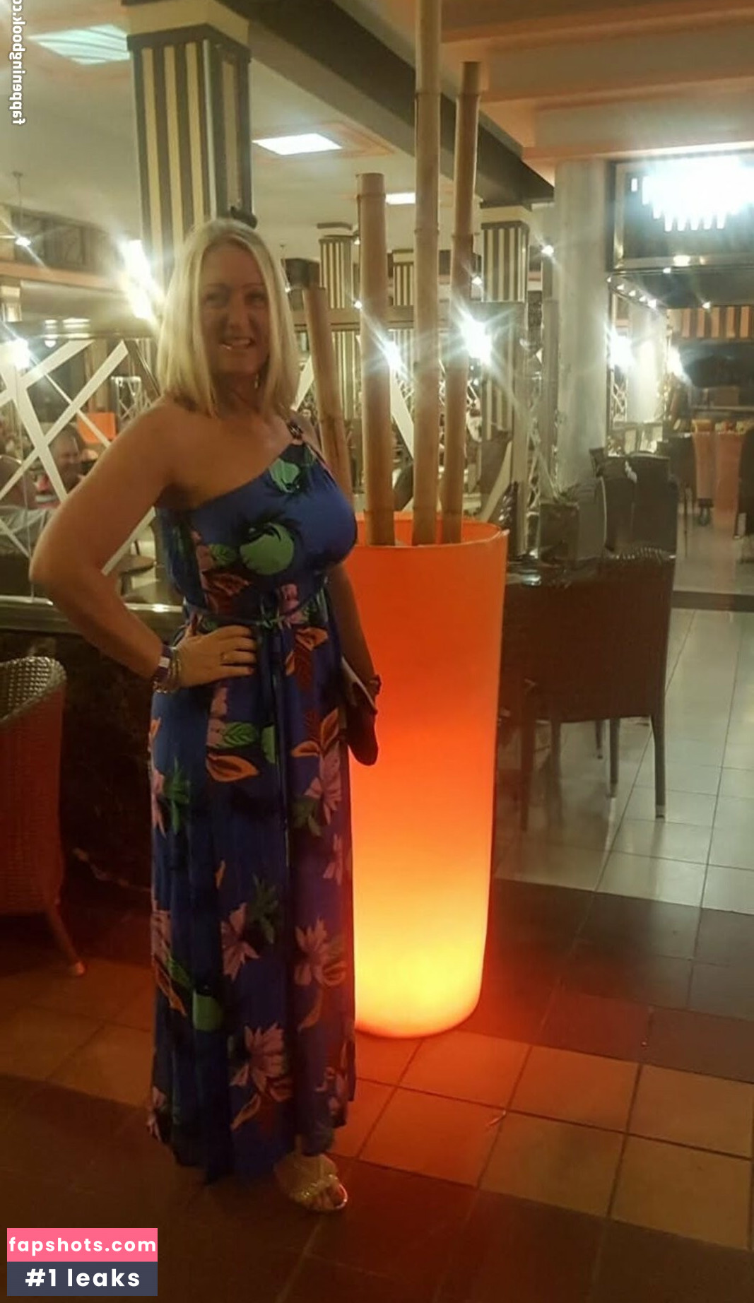 Mrs S Stockings gallery photo #3