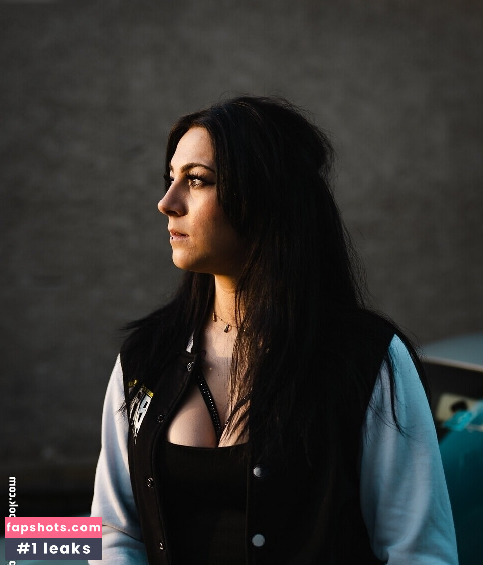 Mrs_Soraya gallery photo #16