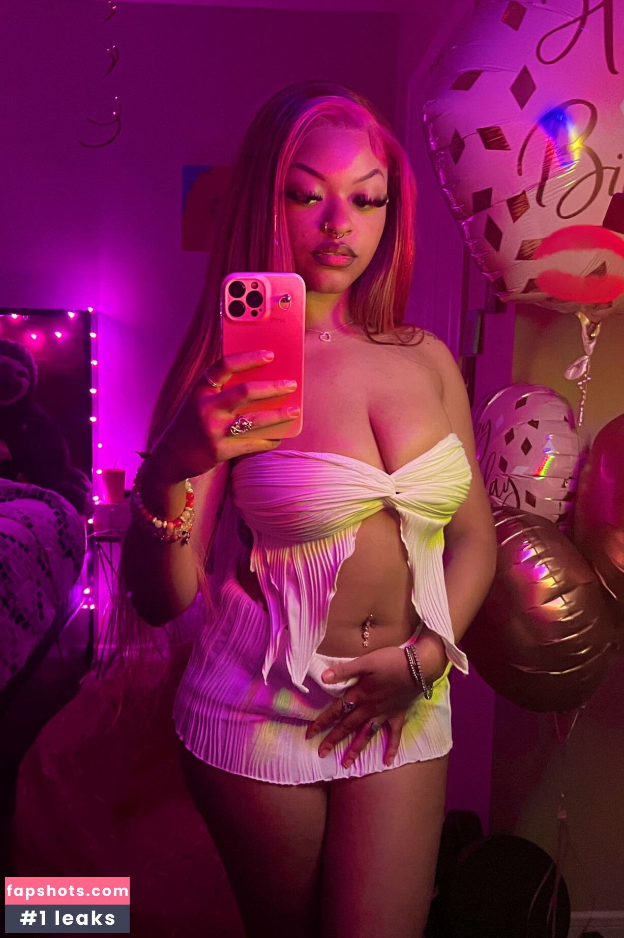 mrs.supersoaker9000 Nude Leaks OnlyFans Photos #2 - LeakJerk