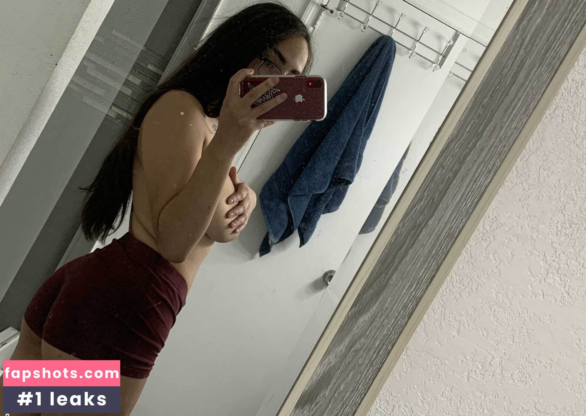 Mrs. Thursday nude babe gallery