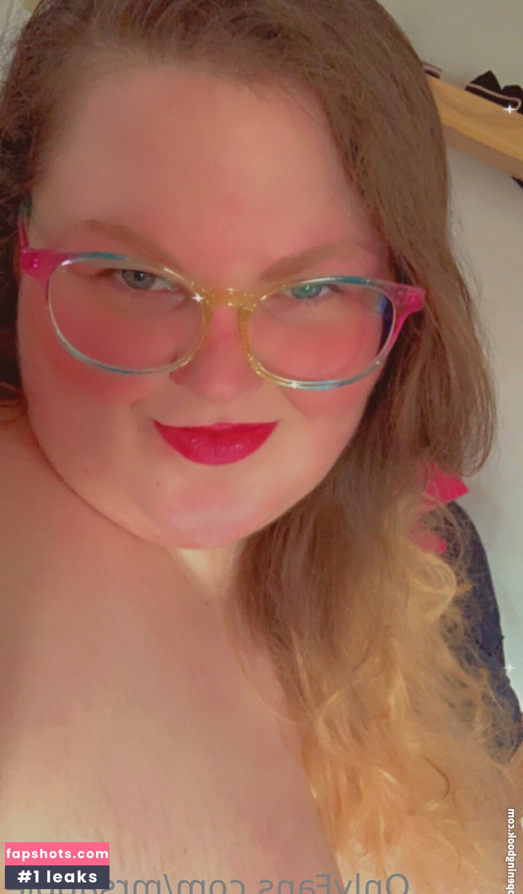 mrsapple gallery photo #15