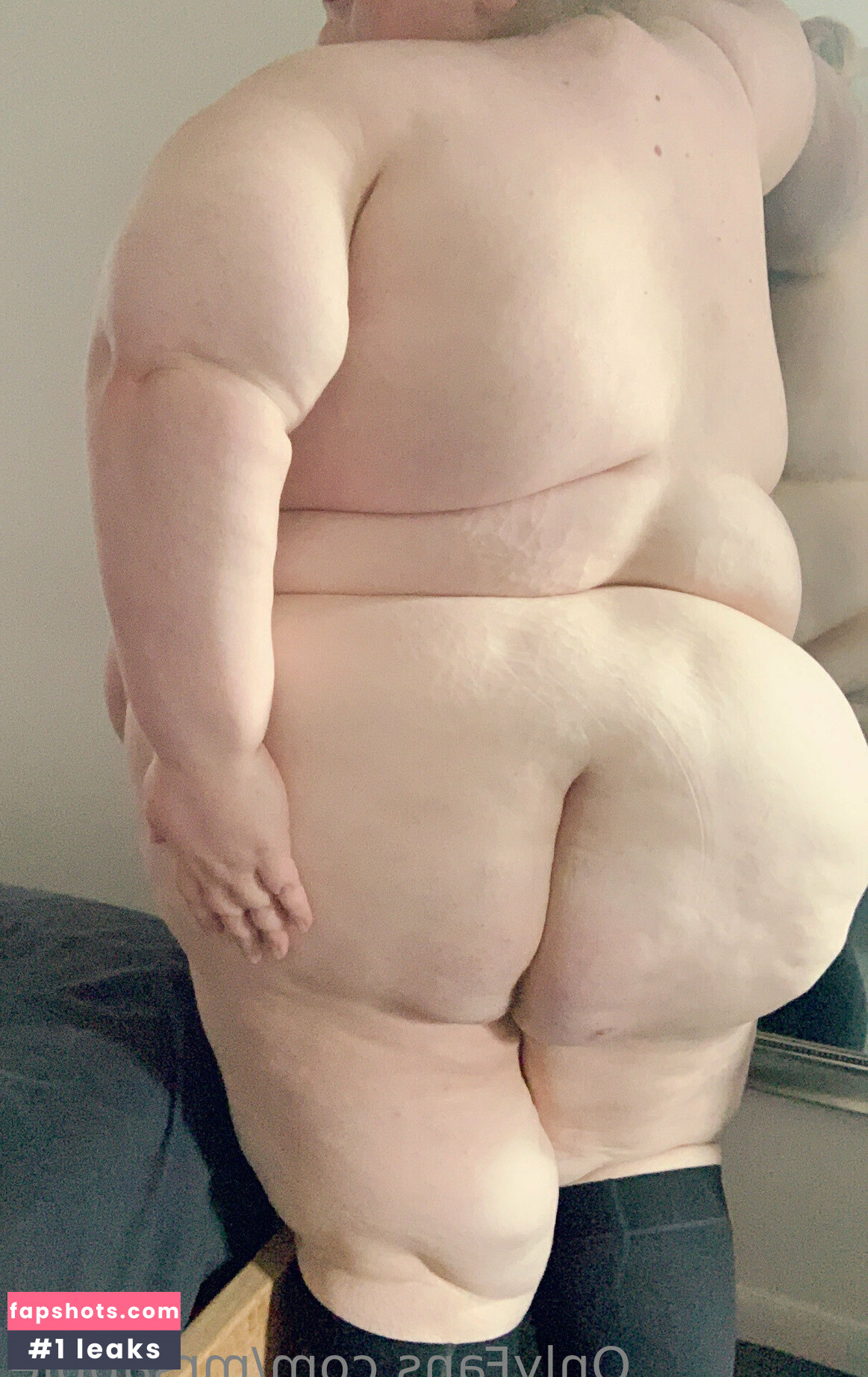 mrsapple nude babe gallery