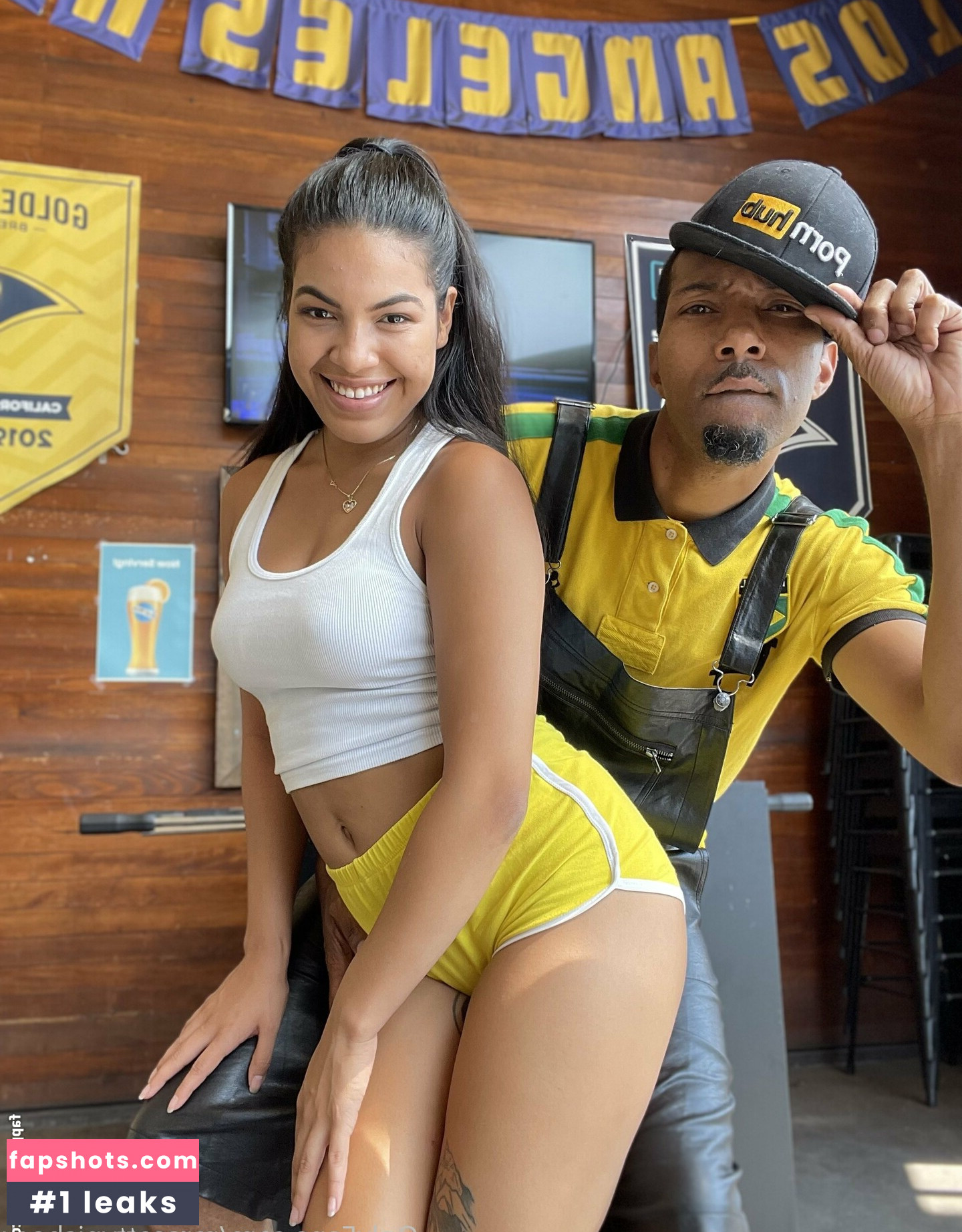 mrscottypisback gallery photo #10