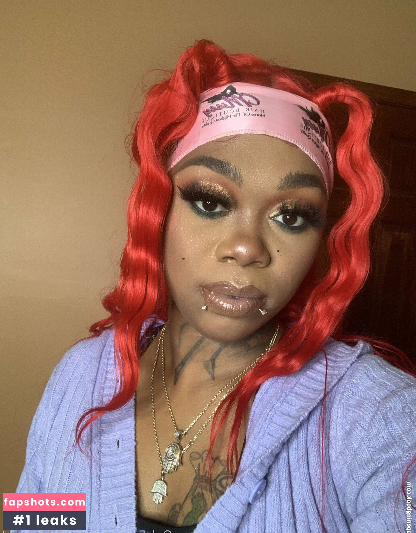 Mrsfeedmeent gallery photo #14