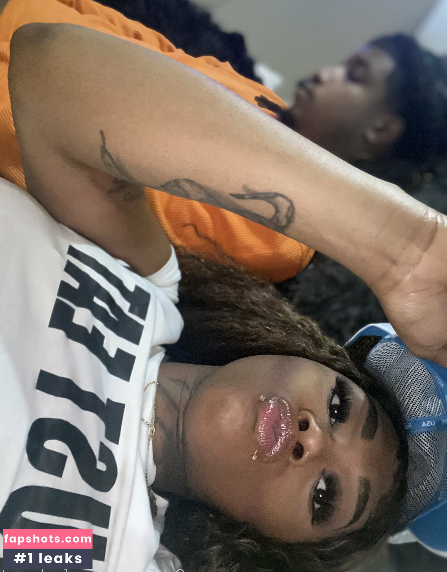 Mrsfeedmeent gallery photo #23