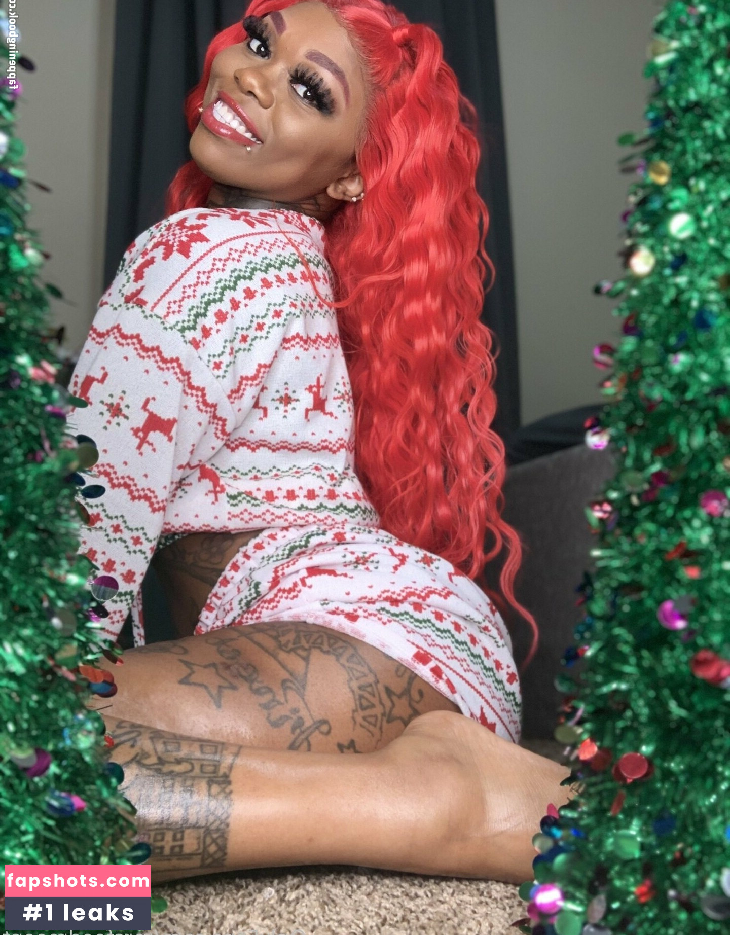 Mrsfeedmeent gallery photo #26