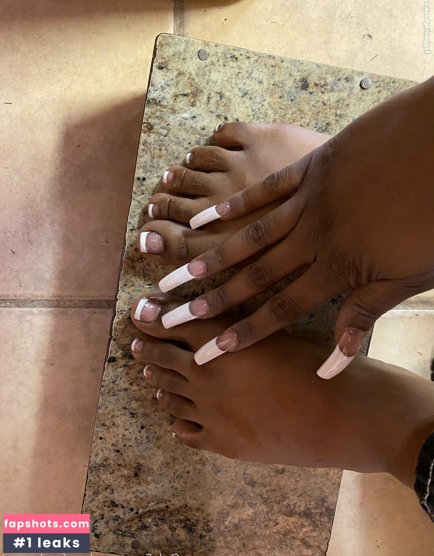 Mrsfeedmeent gallery photo #27