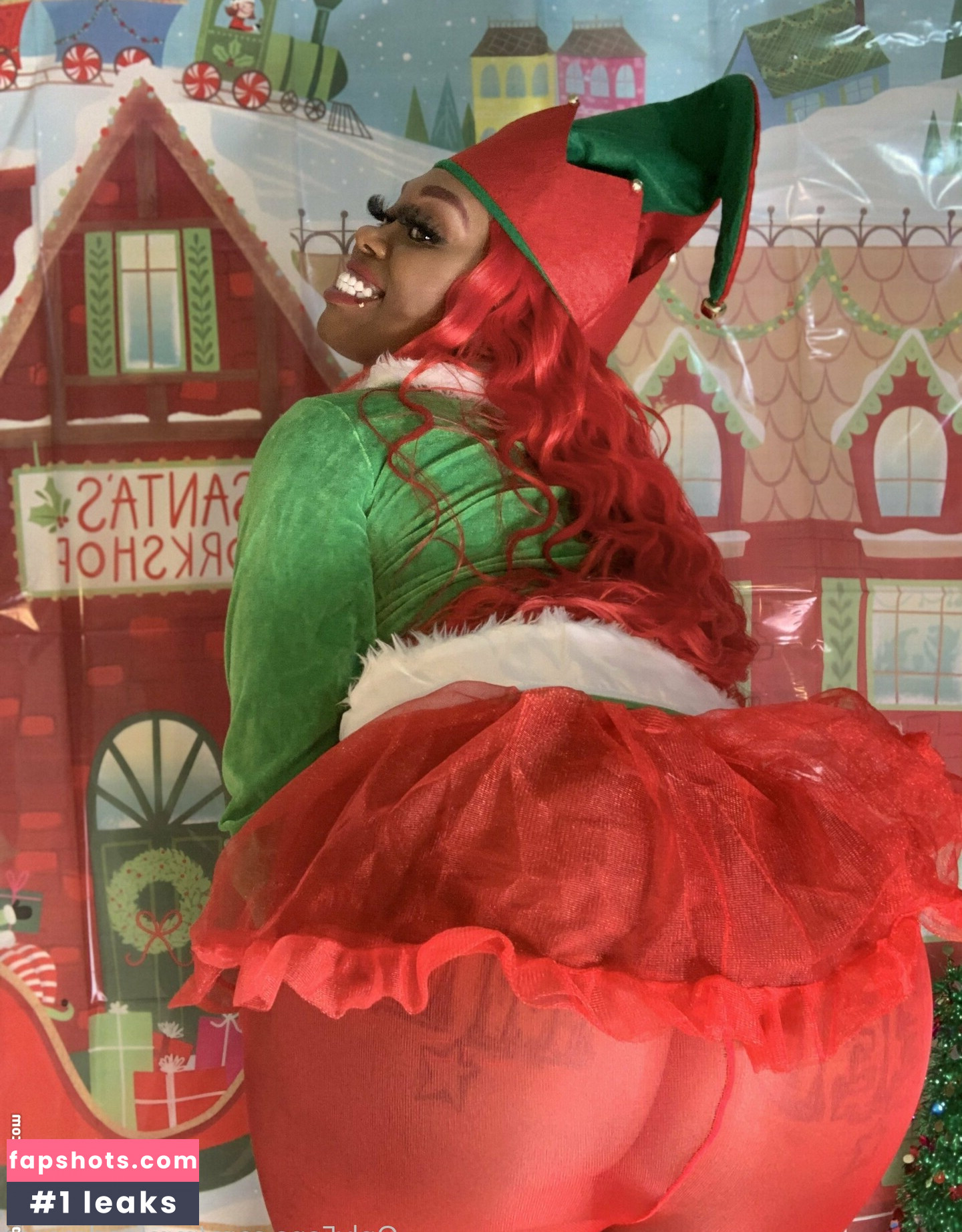 Mrsfeedmeent gallery photo #7