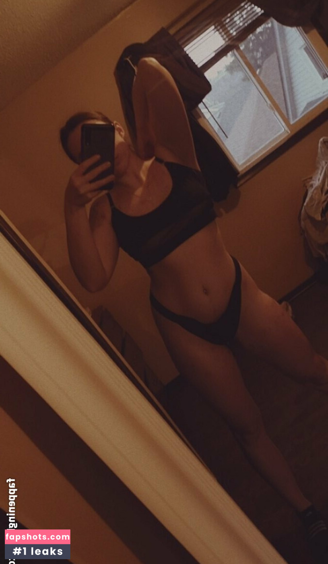 mrsinnocennnt Filtración Desnuda OnlyFans Foto #4 - Fapshots