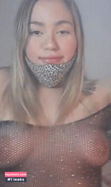 Mrspeach69 nude babe gallery