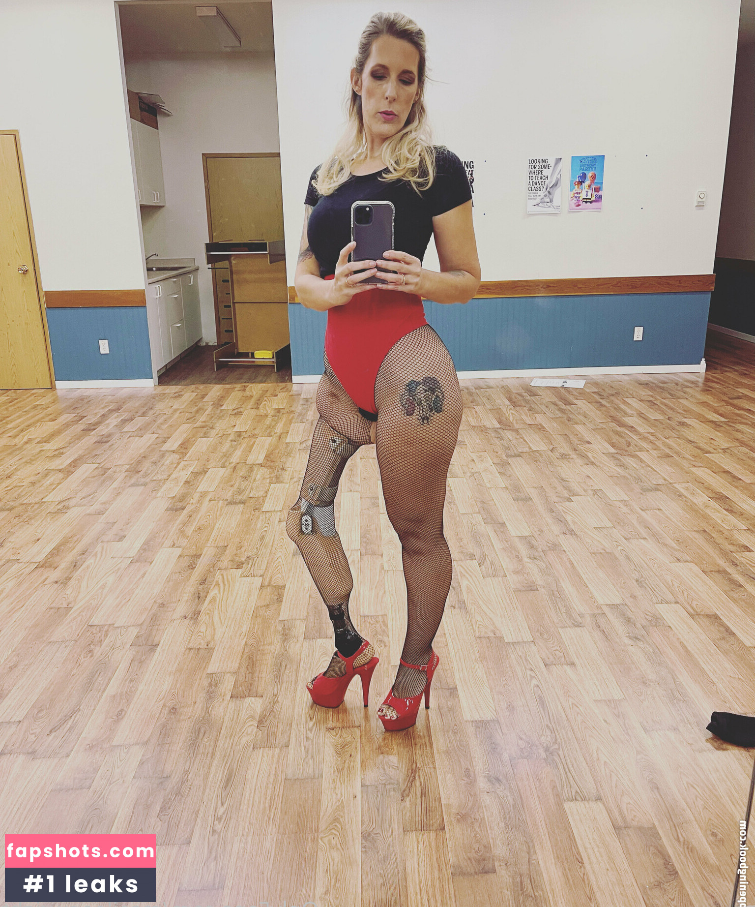 mseileenwrightfree gallery photo #2