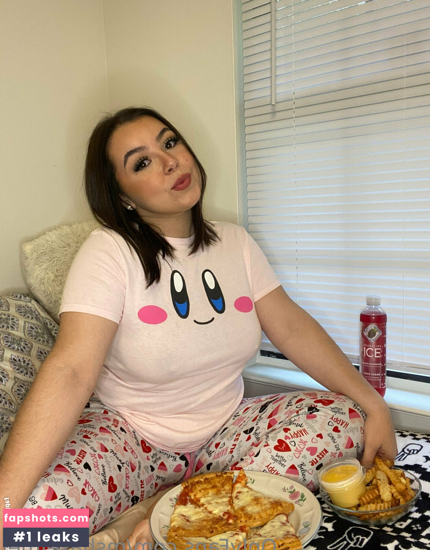 mshazelmel Nude Leaks OnlyFans Photos #12 - LeakJerk