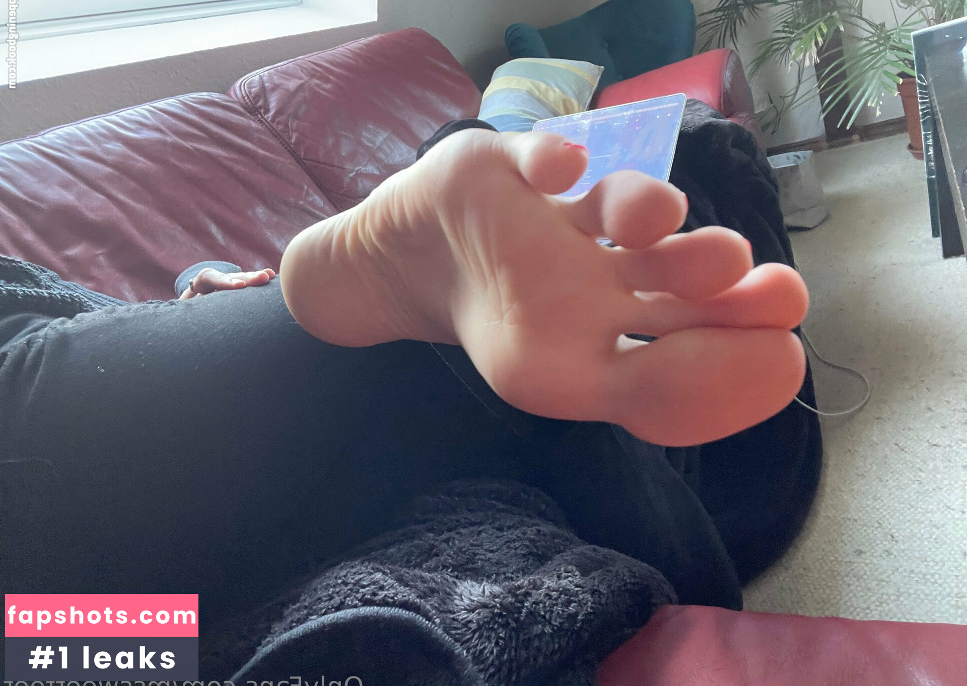 mssweetfeet nude babe gallery