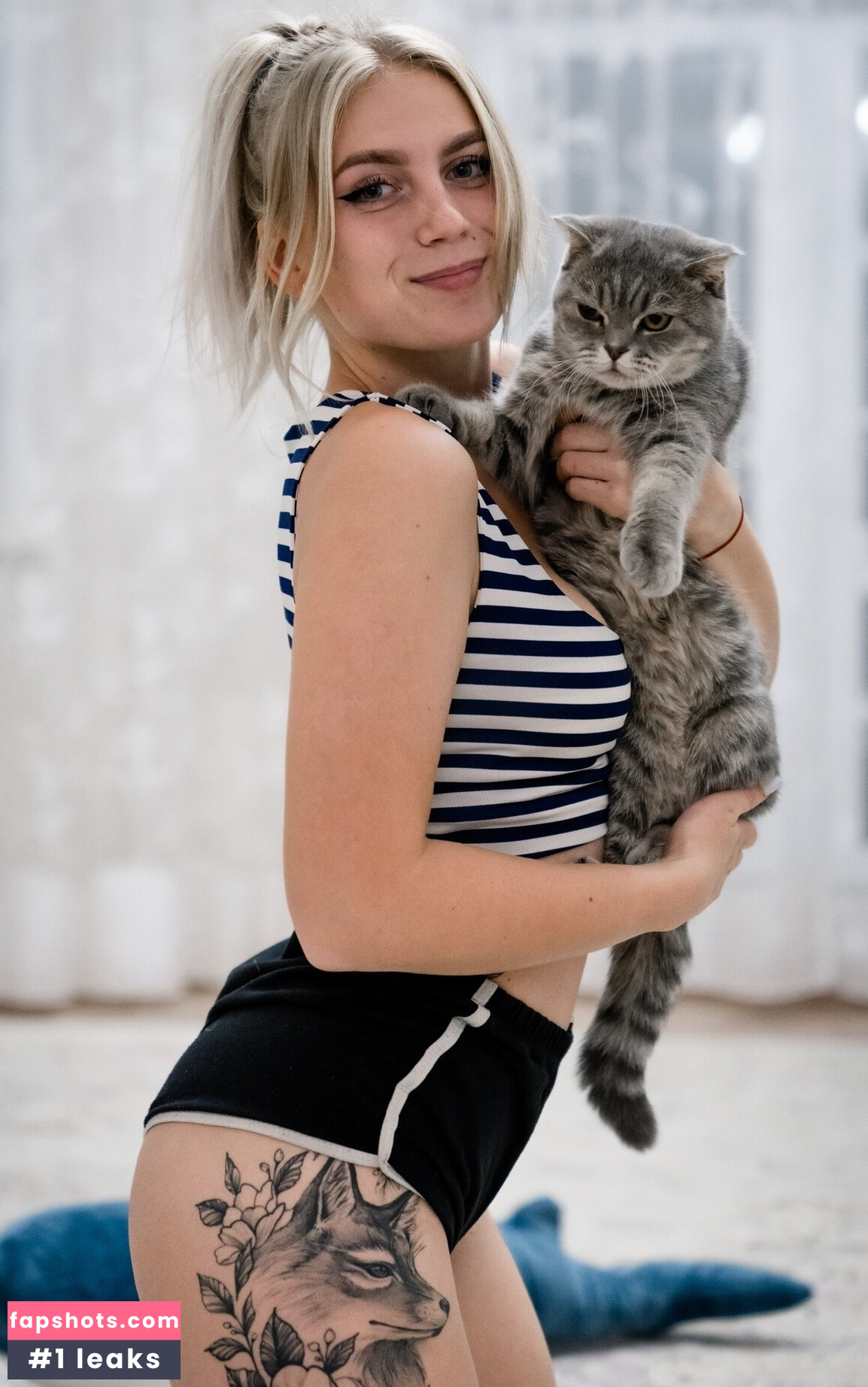 Msyuliyafox gallery photo #51