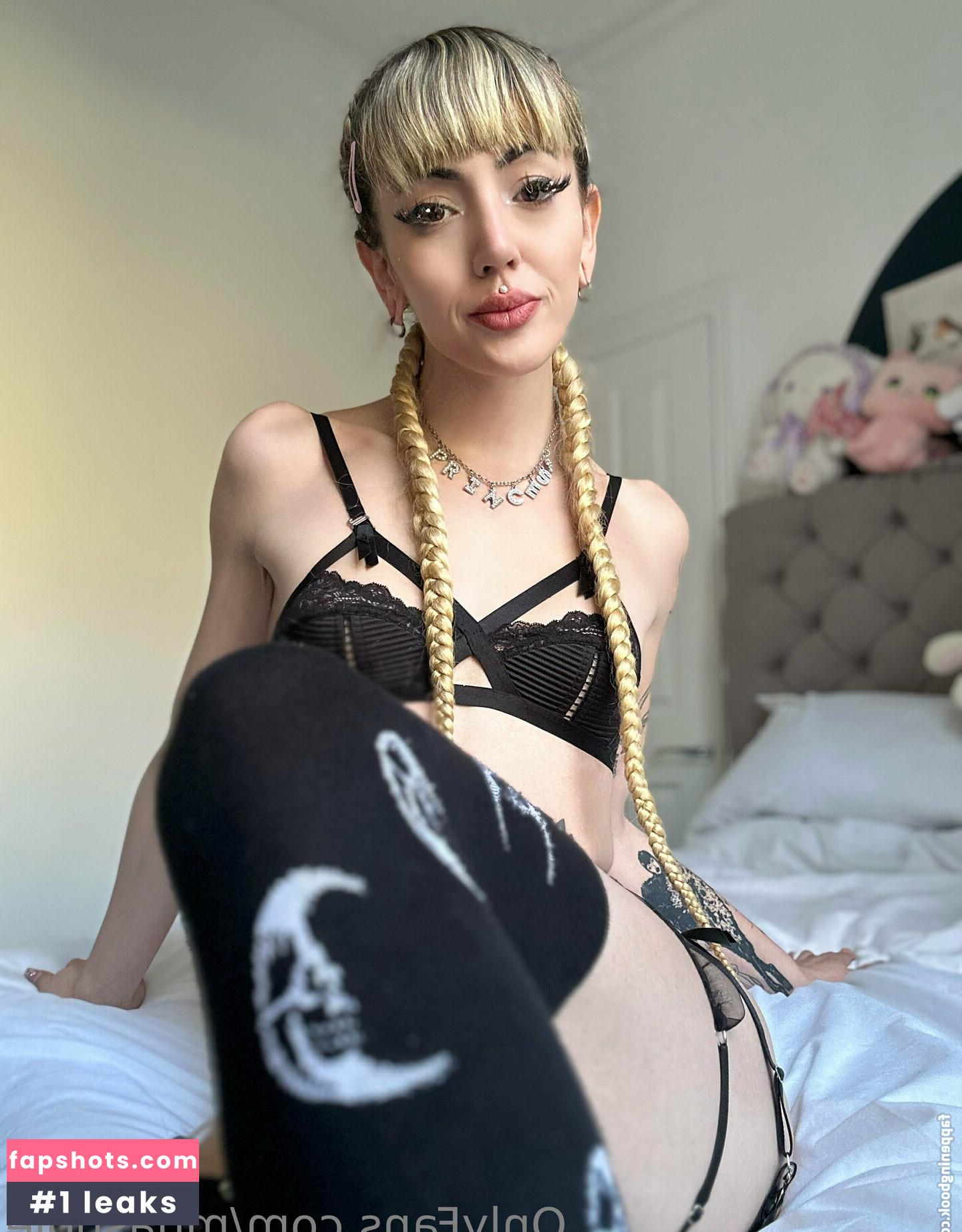 muashole gallery photo #15