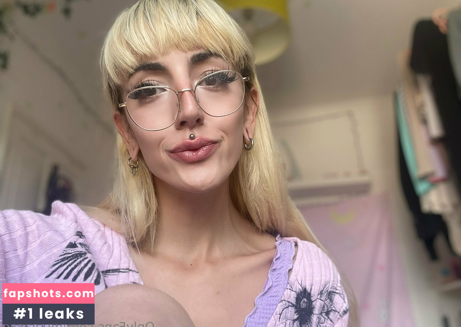 muashole gallery photo #7