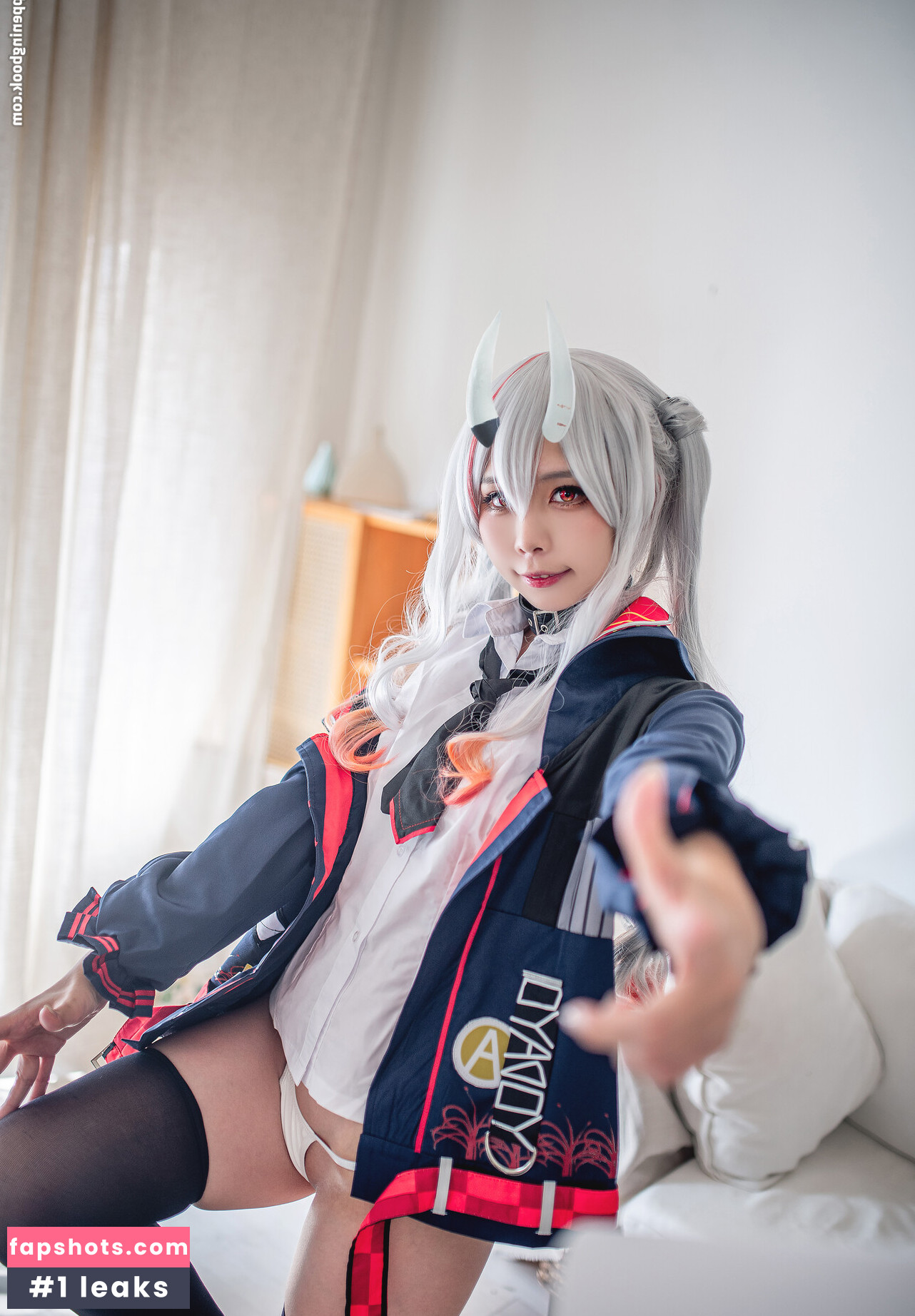 Murasaki gallery photo #16