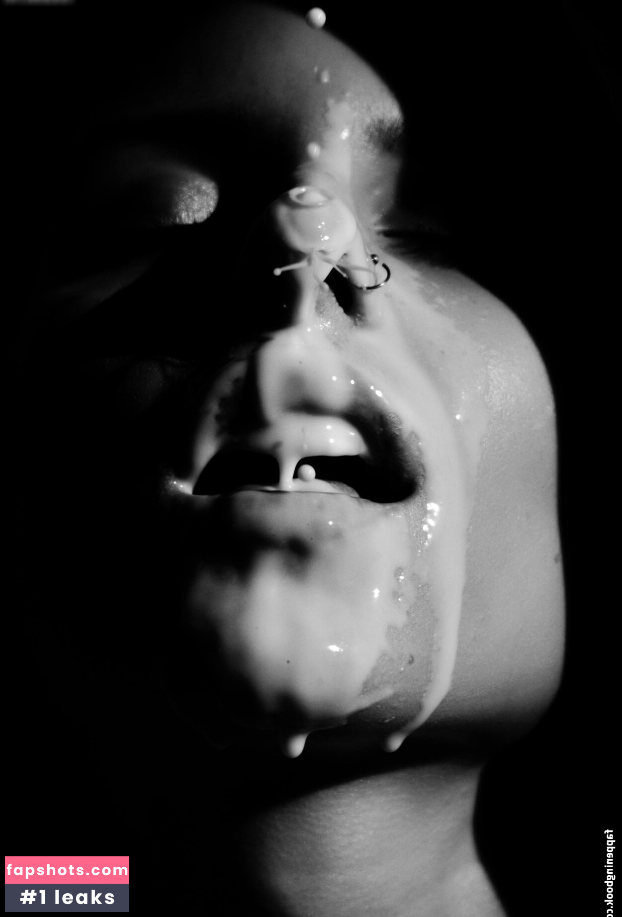 Muriel Melinda gallery photo #27