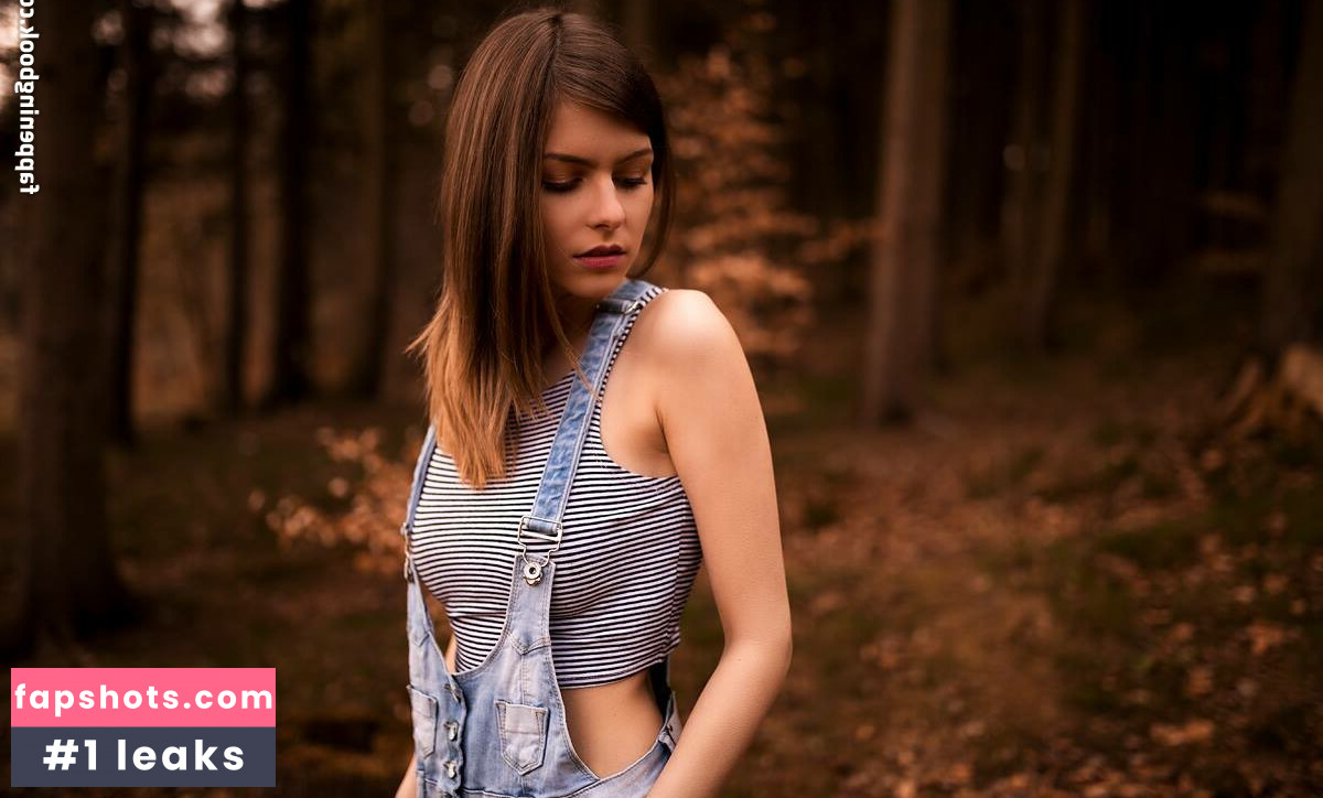 Muriel Melinda gallery photo #54