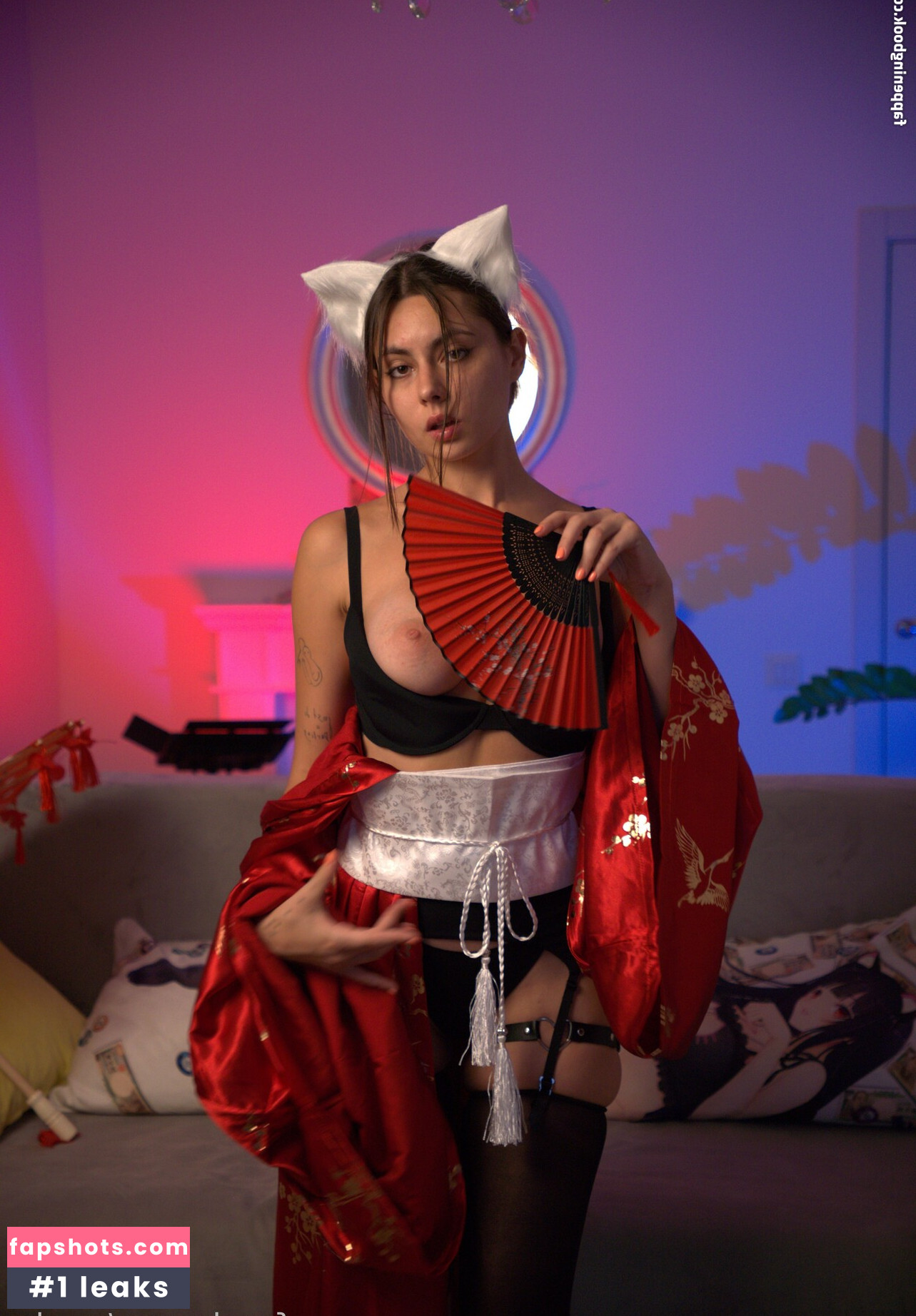 Murmuriel gallery photo #39