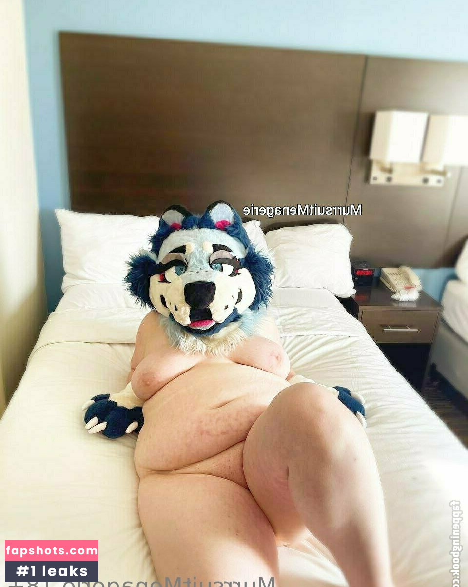 murrsuitmenagerie gallery photo #6