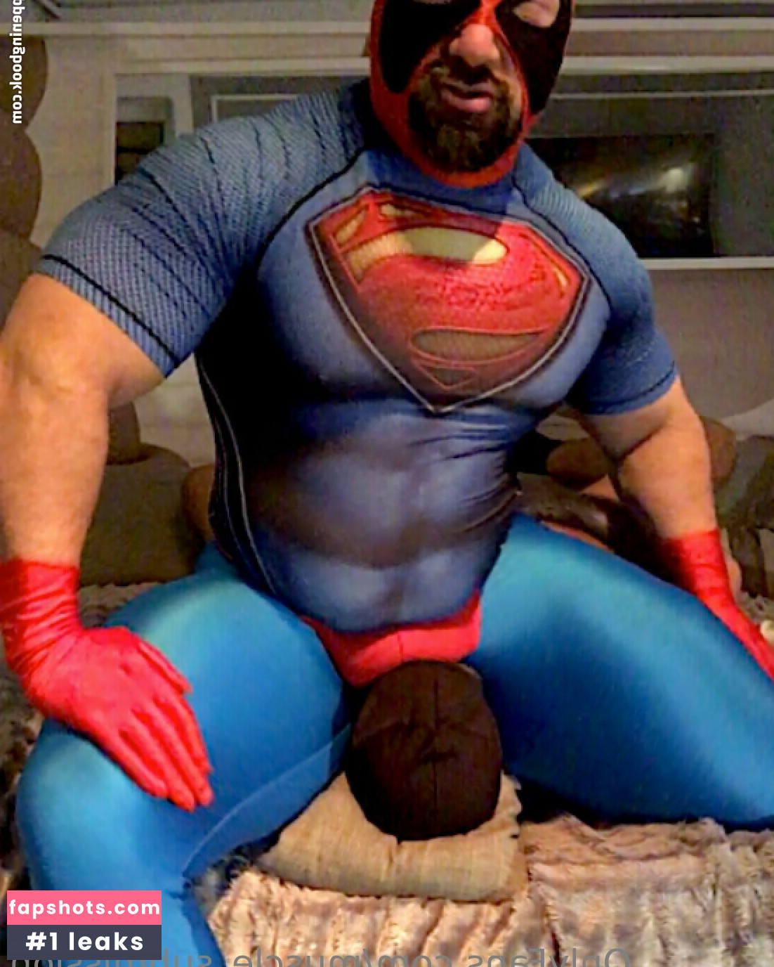 muscle_submission gallery photo #6