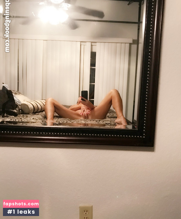 Muse Nina gallery photo #7