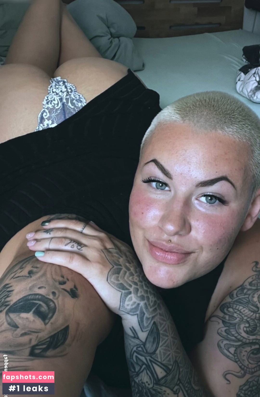 Mutter_teresa Nude Leaks OnlyFans Photos #5 - LeakJerk