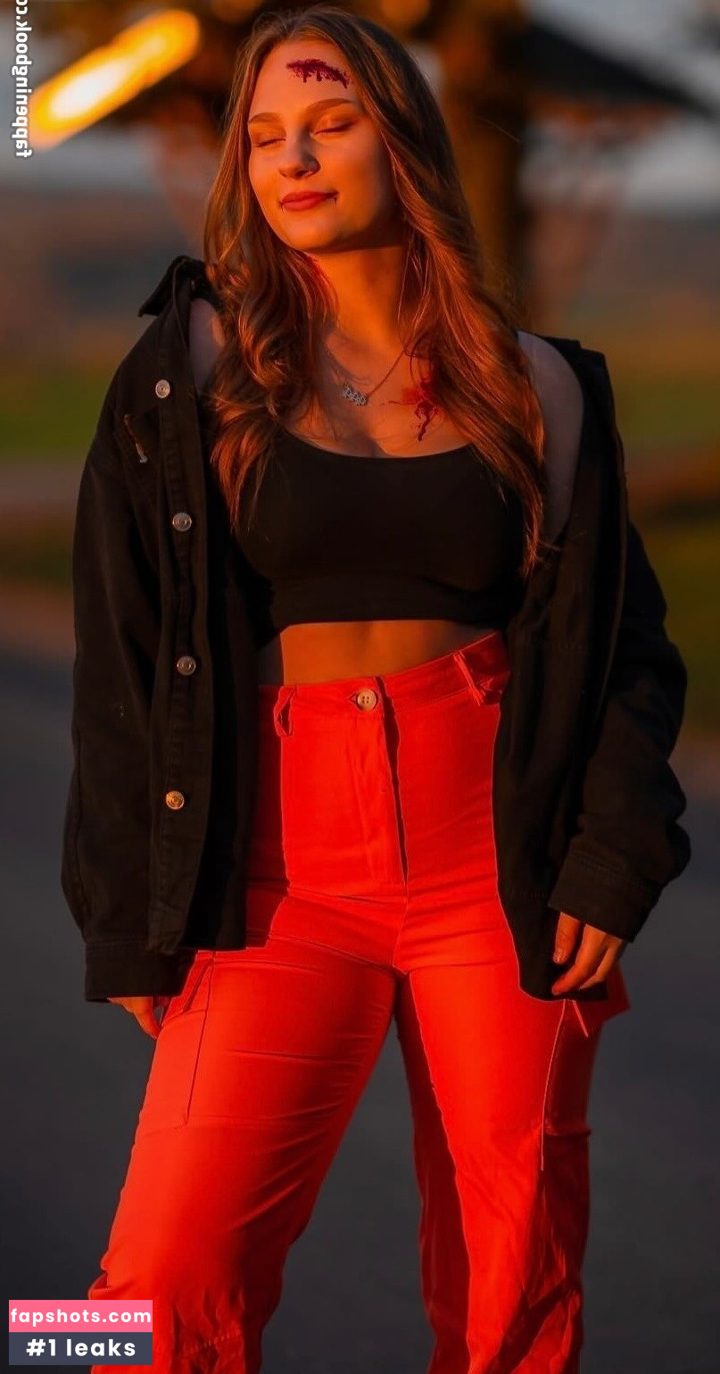 mxchxllx.s / Michelle