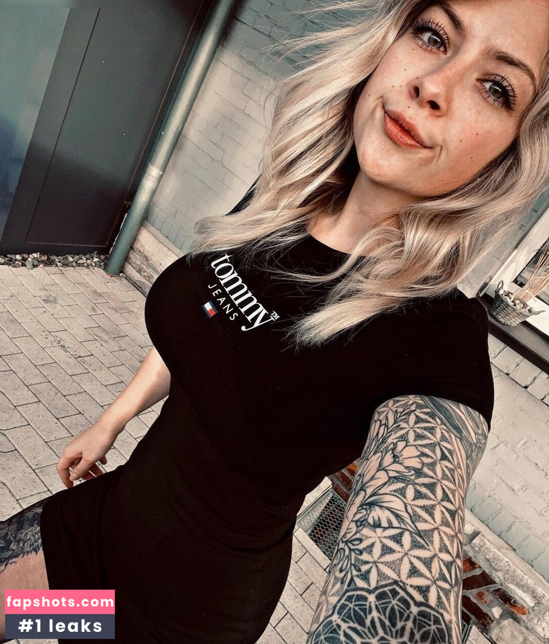 mxriee.065 gallery photo #9