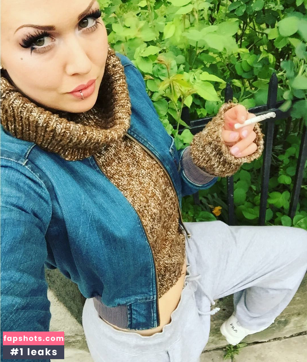 My Little Vronie gallery photo #14