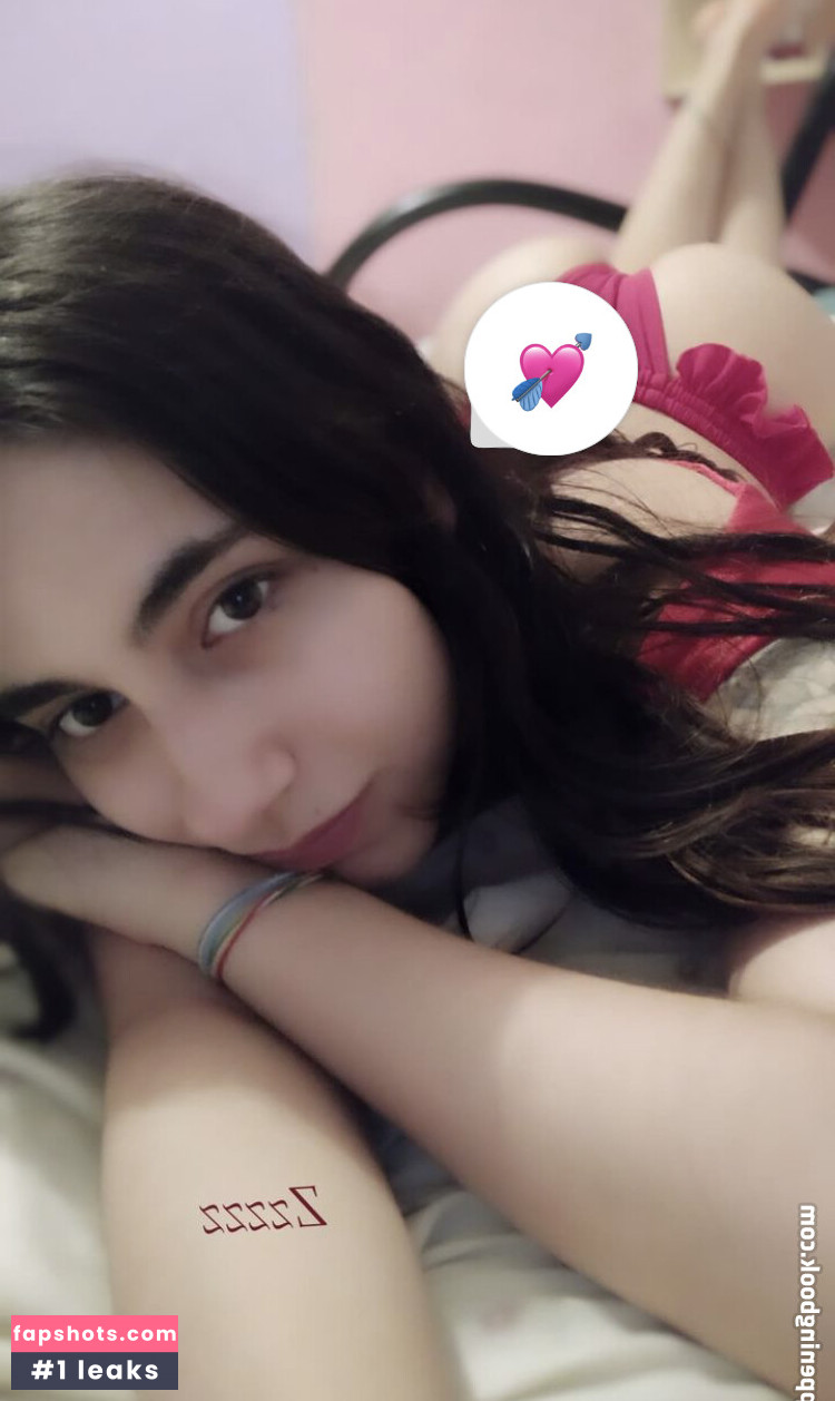 myin_z nude babe gallery