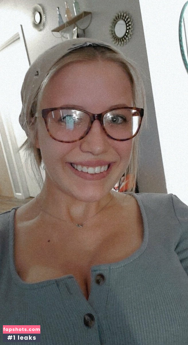 mykenzieren gallery photo #3