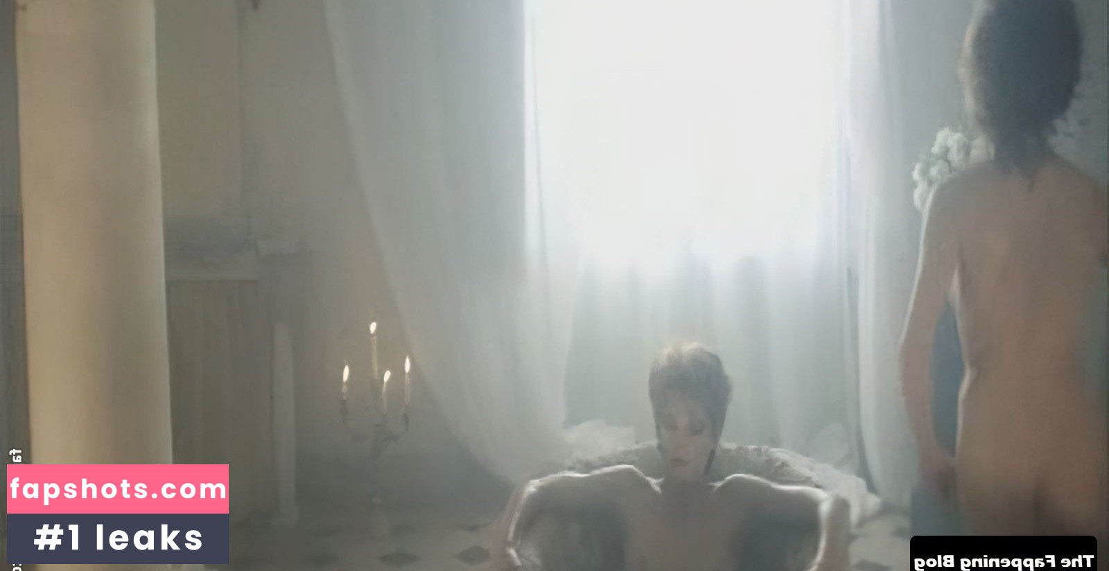 Mylène Farmer gallery photo #13