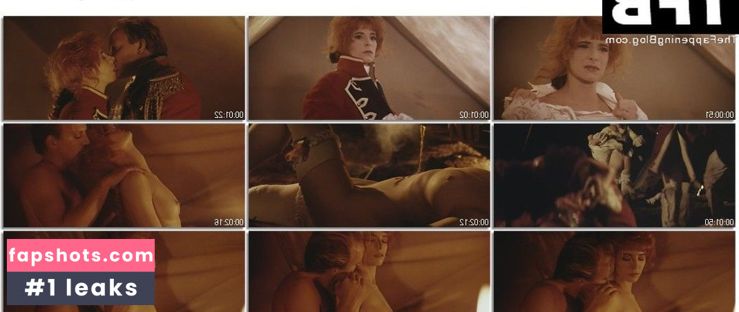 Mylène Farmer gallery photo #34