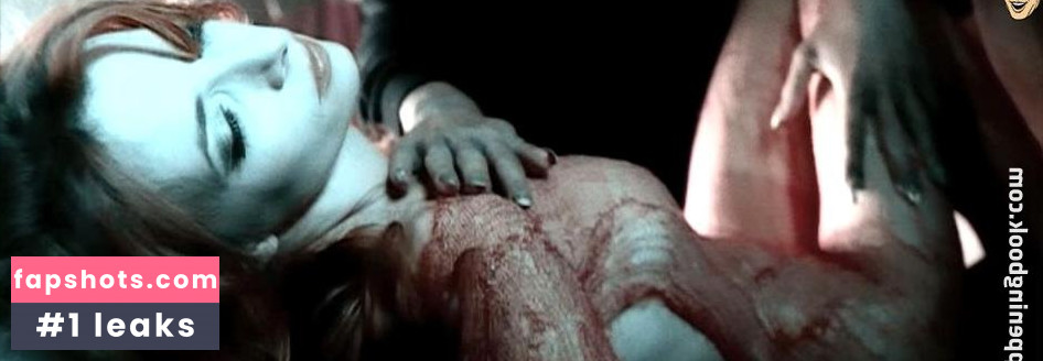 Mylène Farmer gallery photo #56