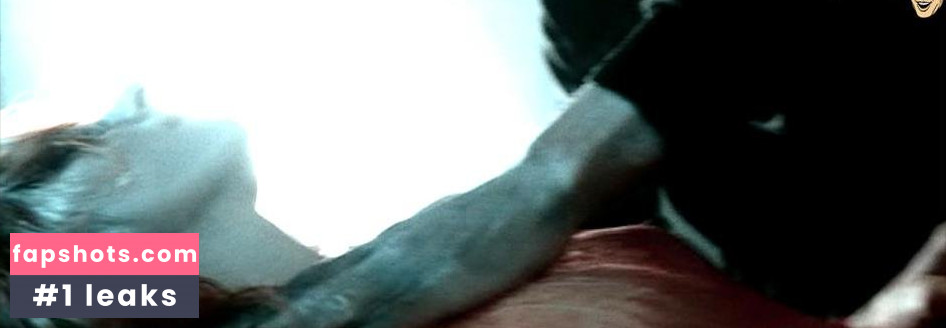 Mylène Farmer gallery photo #58