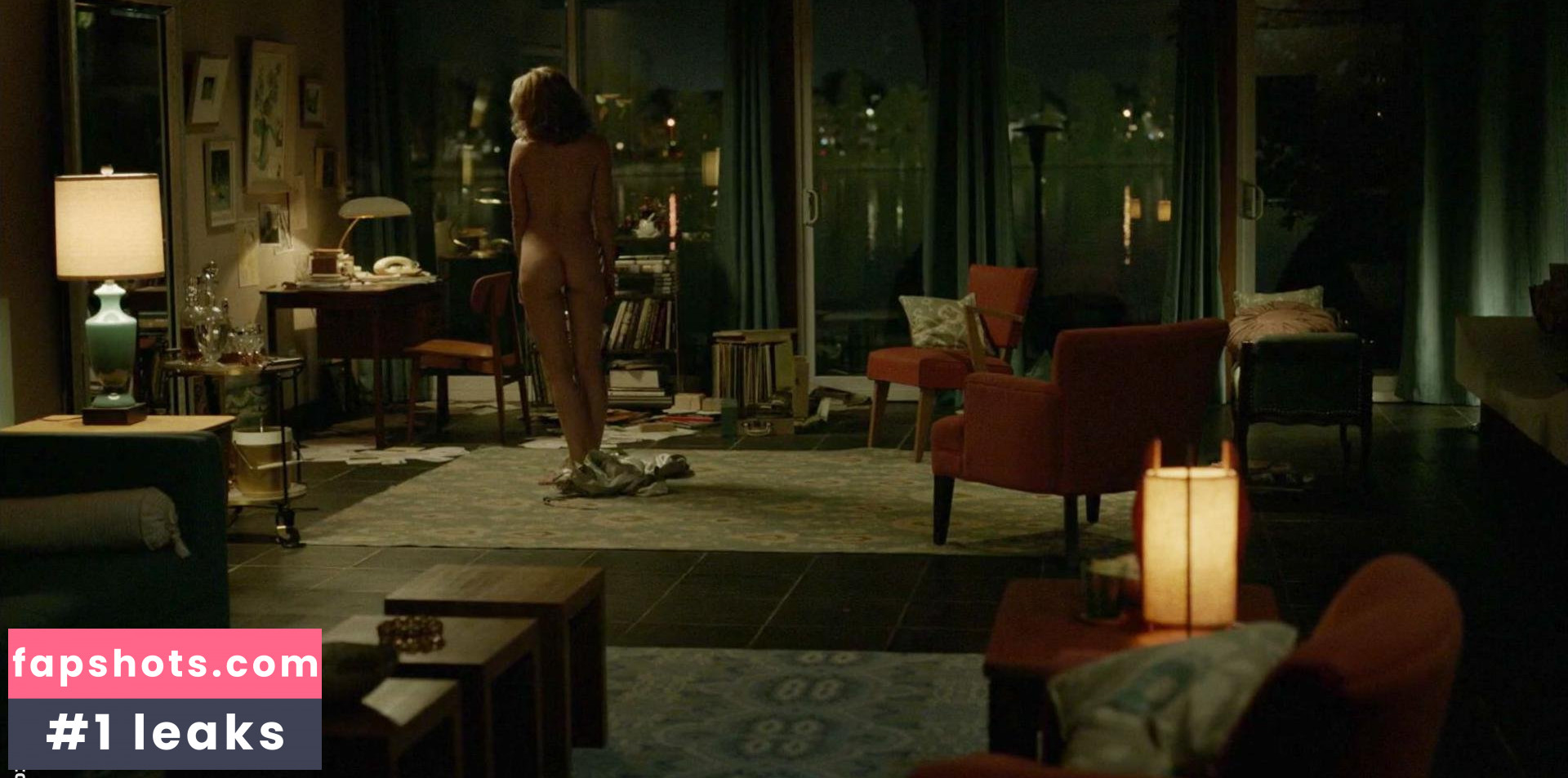 Mylène Mackay nude babe gallery