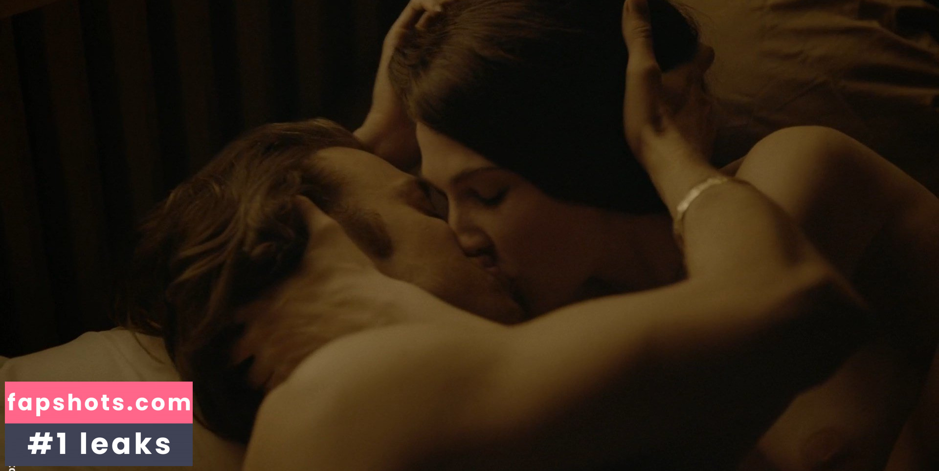 Mylène Mackay gallery photo #7