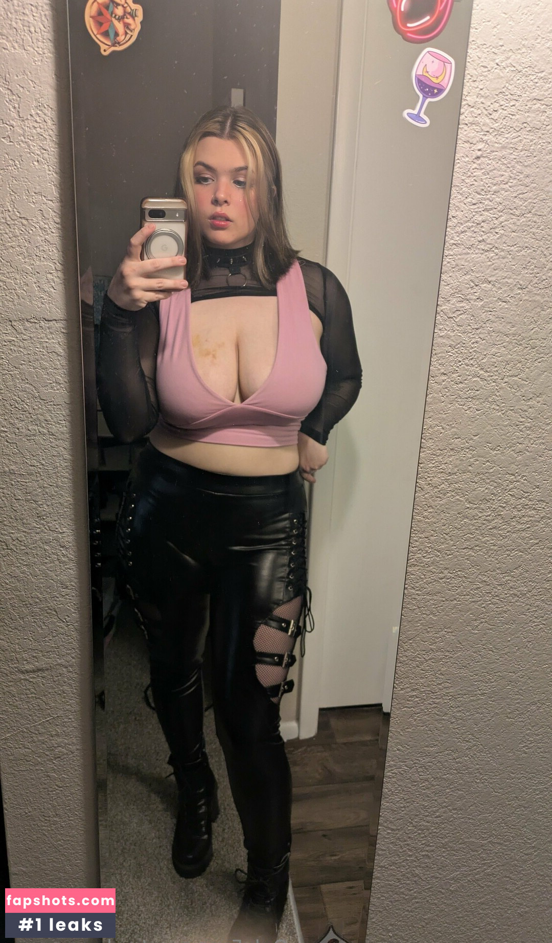 mylovemaeve nude babe gallery