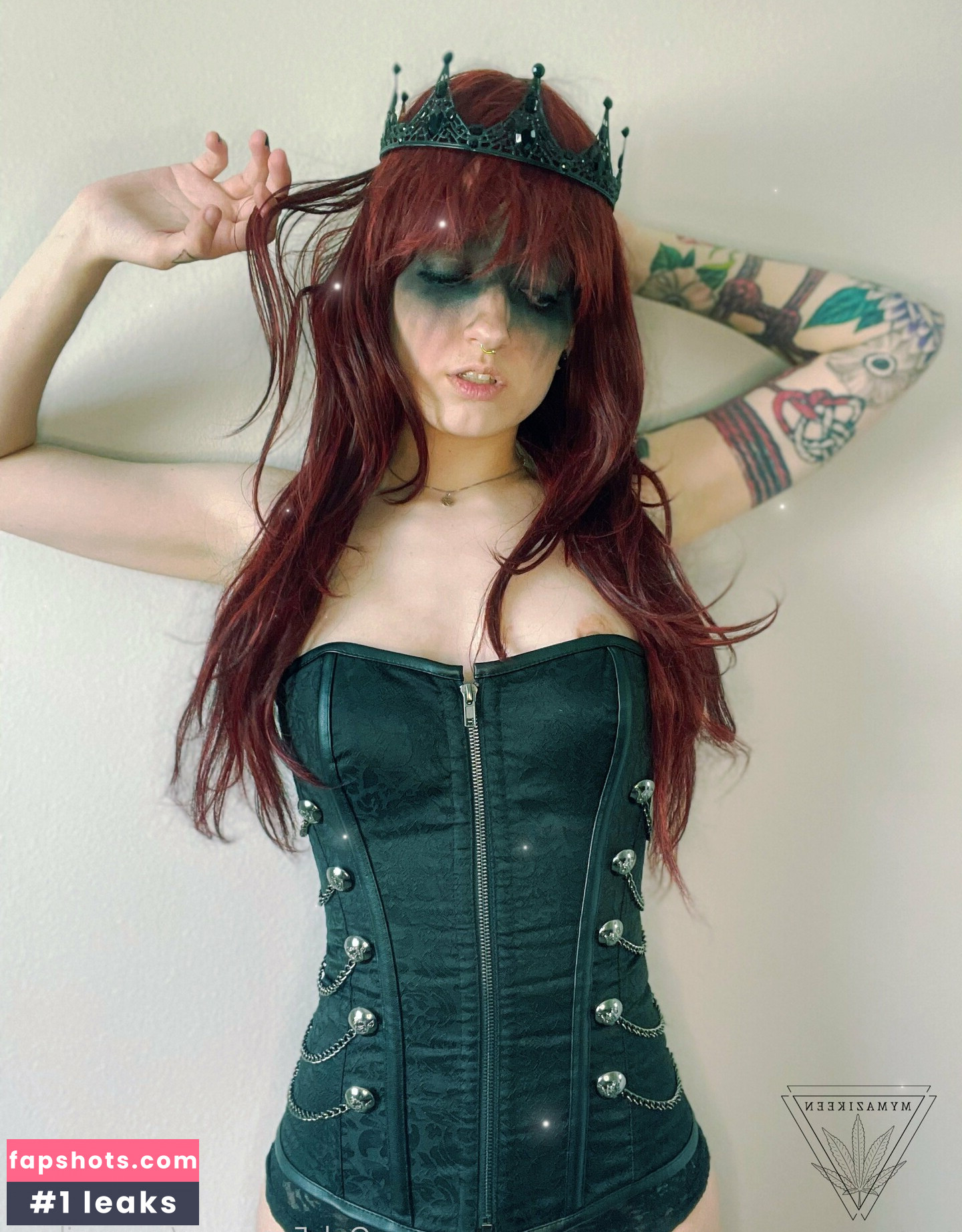 mymazikeen gallery photo #11