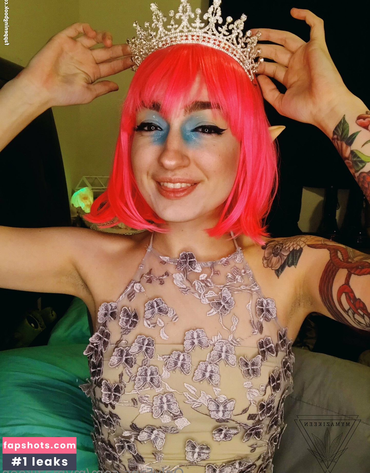 mymazikeen gallery photo #25