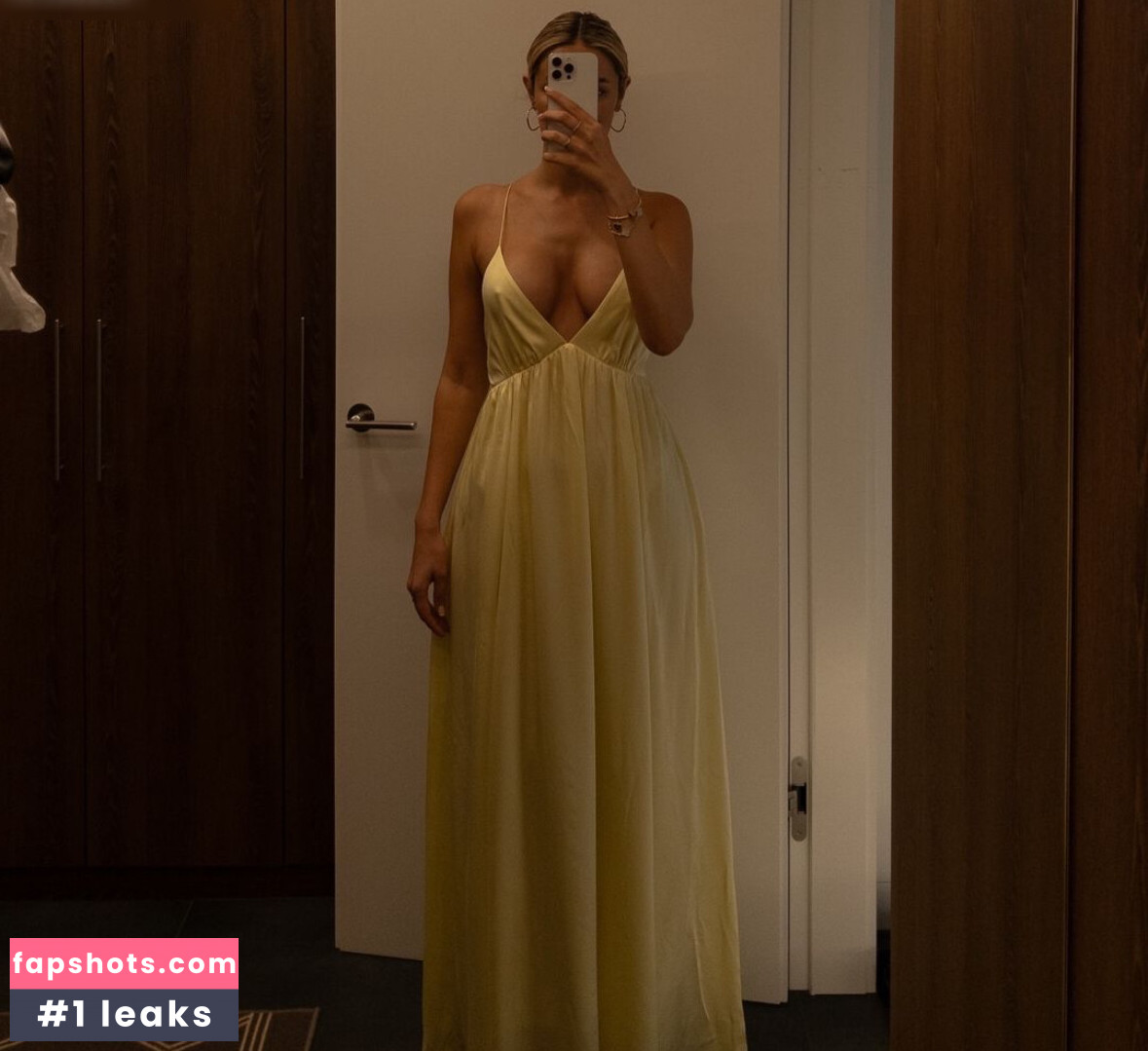 mymiapage nude babe gallery