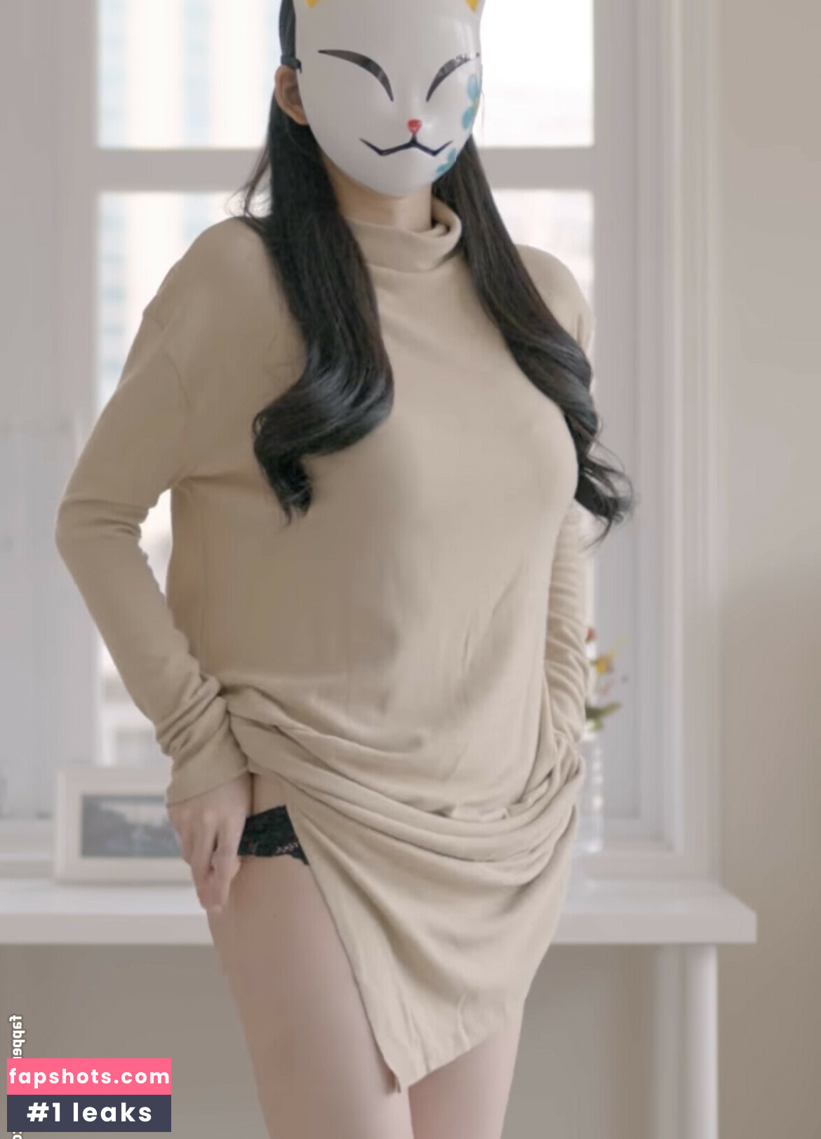 Myomyo Lookbook nude babe gallery